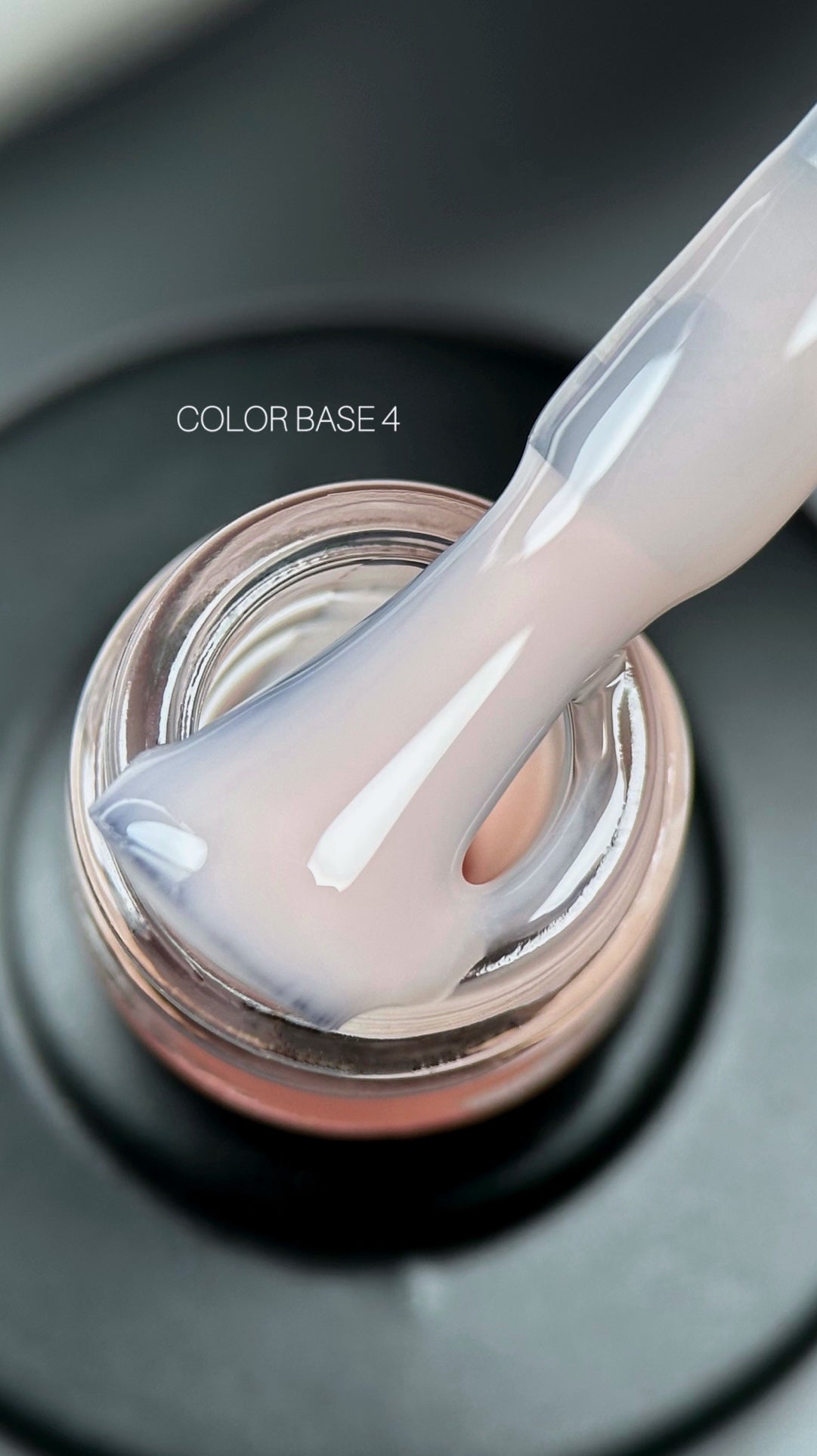 SAGA Color Base 9 ml 04