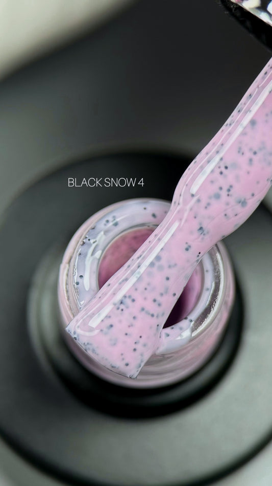 Saga Gel Polish Black Snow 10 ml 04