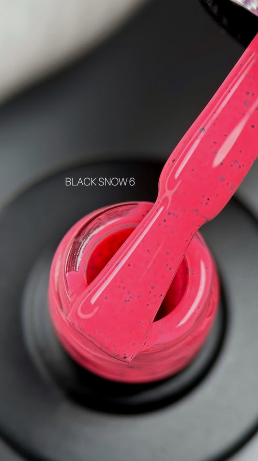 Saga Gel Polish Black Snow 10 ml 06