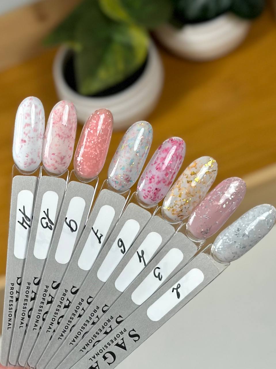 SAGA Leaf Base 9 ml UA