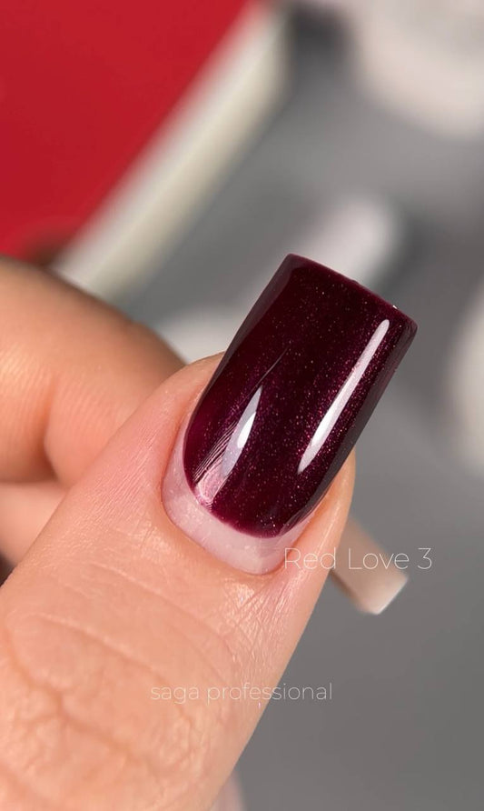 Saga Gel Polish Love Red 10 ml 03