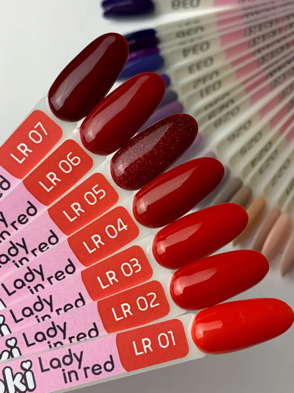 Toki Toki Gel Polish Lady in Red 5 ml 04