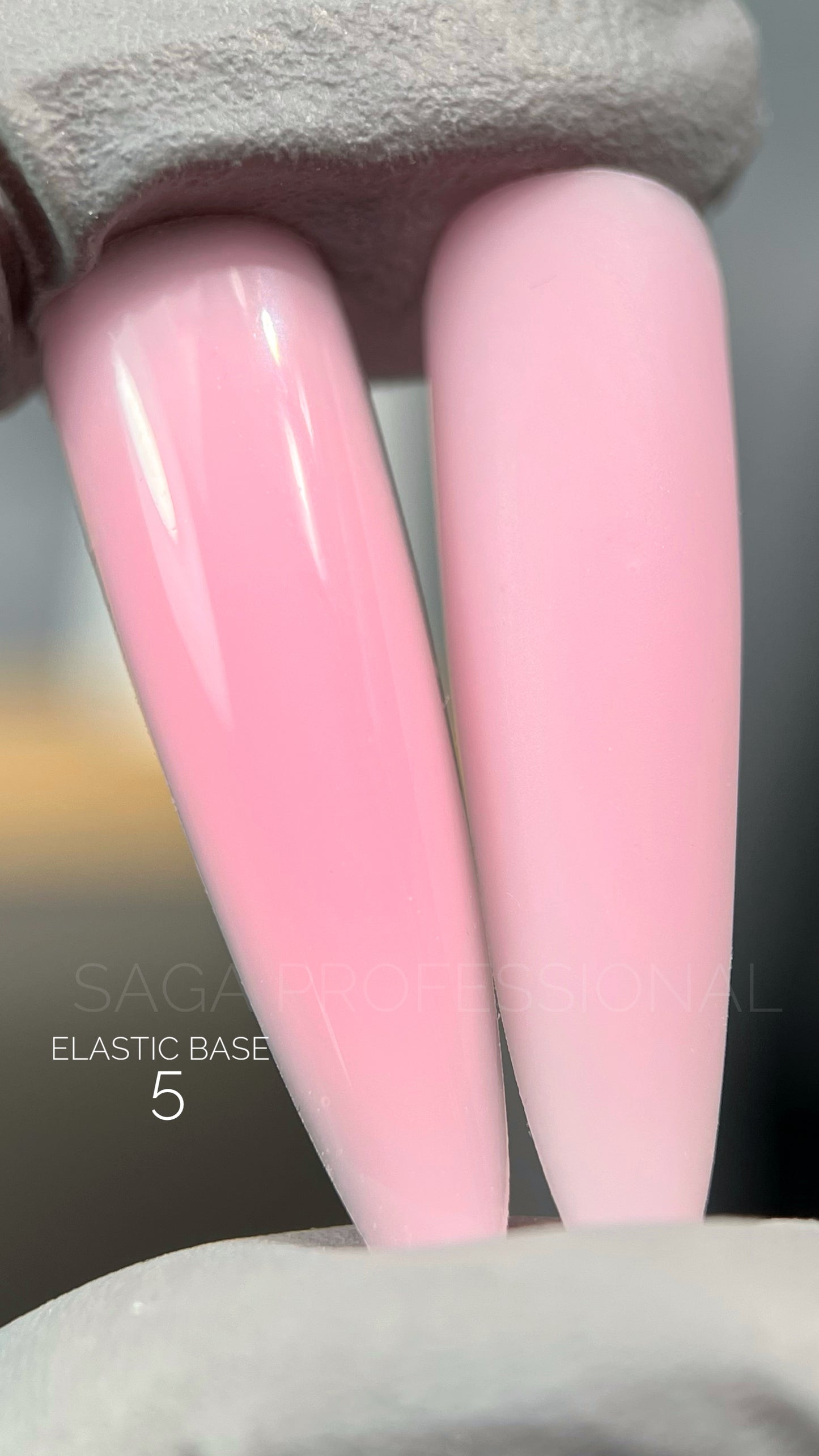 SAGA Elastic Base 15 ml 05