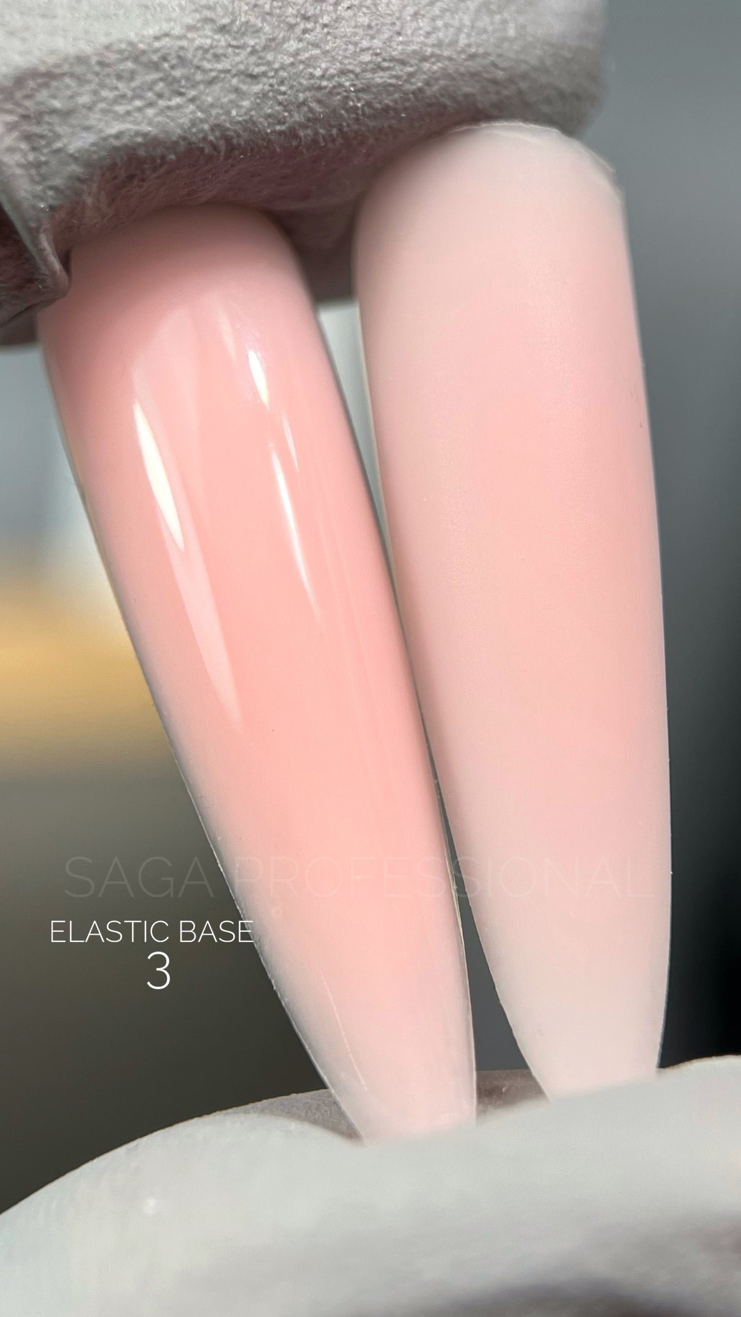 SAGA Elastic Base 15 ml 03