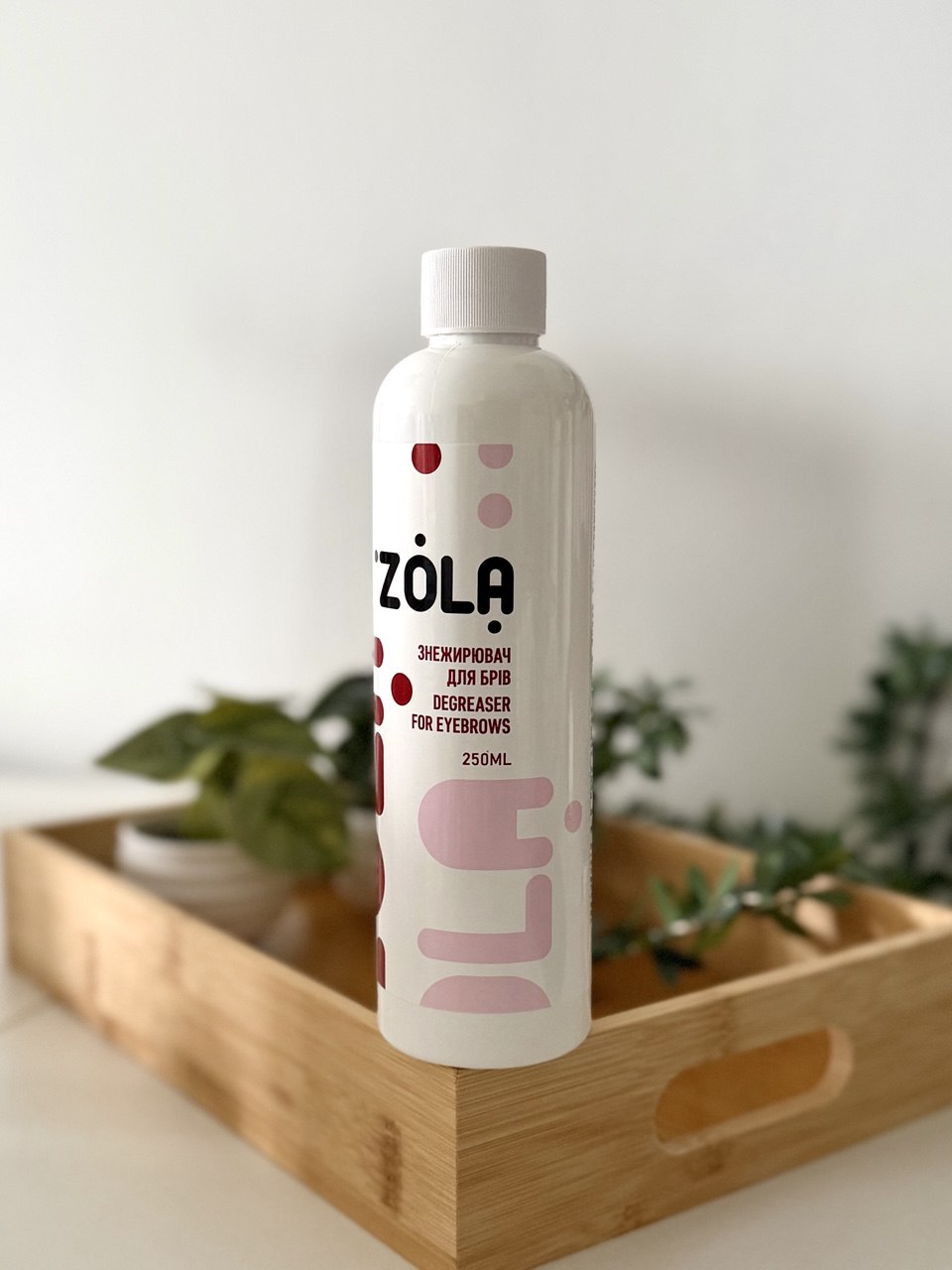 ZOLA Eyebrow degreaser